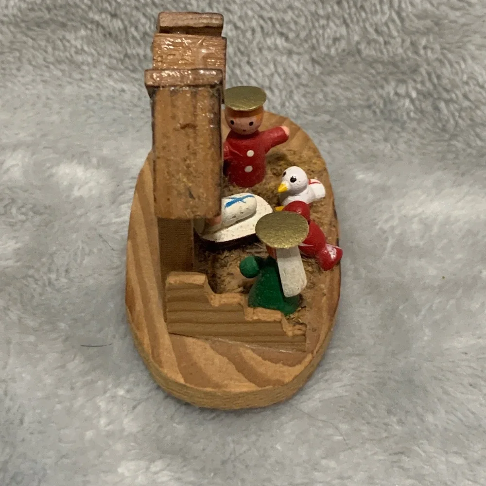 Vintage Miniature‎ Wooden Nativity Scene Hand Painted Taiwan Christmas Decor 3in